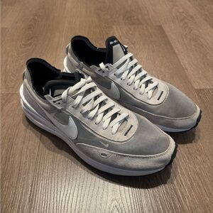 Mens Nike Waffle One Summit White
DA7995-100 Trainers Size us 12.5